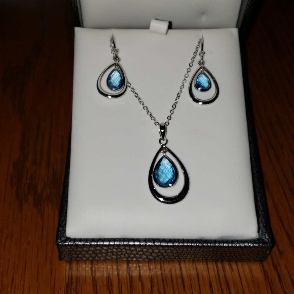 Rogers and Hollands Sterling Silver Blue Topaz set
